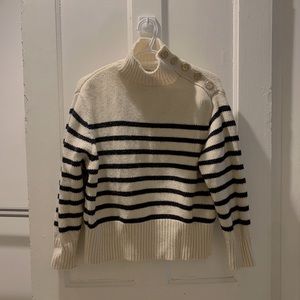 【ZARA】turtleneck stripped sweater